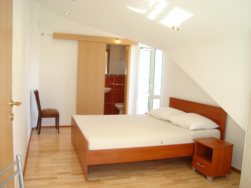 Apartments & Rooms Villa Lucija Polače 외부 사진